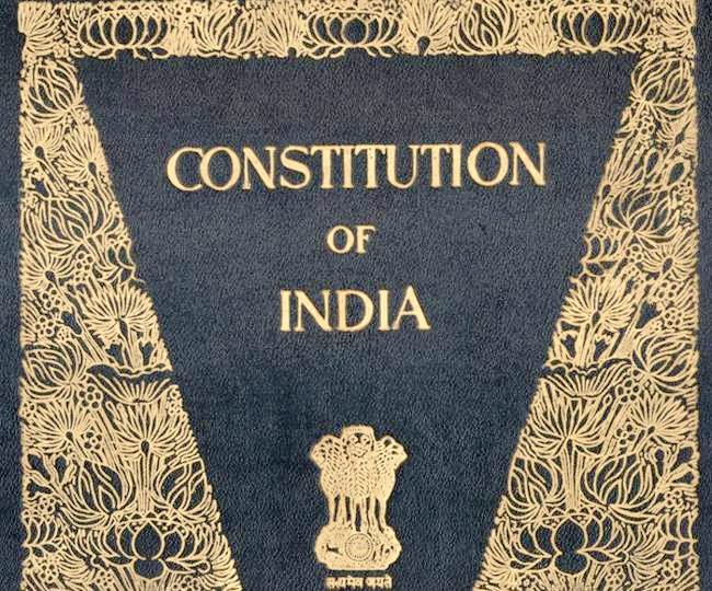 भारत का संविधान दिवस आज, जानिए 2 महीने के बाद क्यों किया गया था लागू