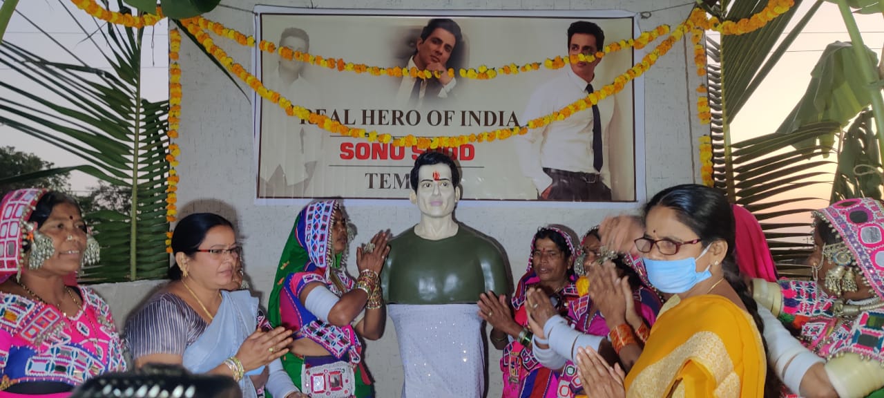 Telangana locals dedicate a temple to actor Sonu Sood