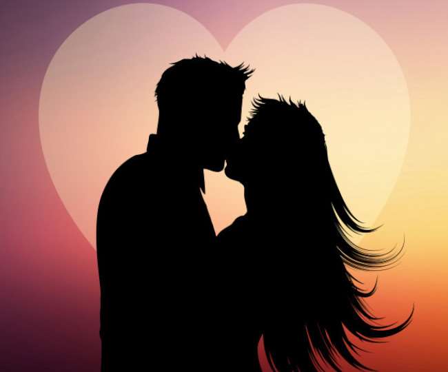 Kiss Day: आज अपने साथी को ‘Kiss’ ऐसे करें कि…